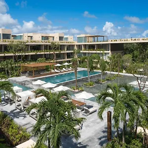 Mistiq 4*, Tulum Pueblo Mexico